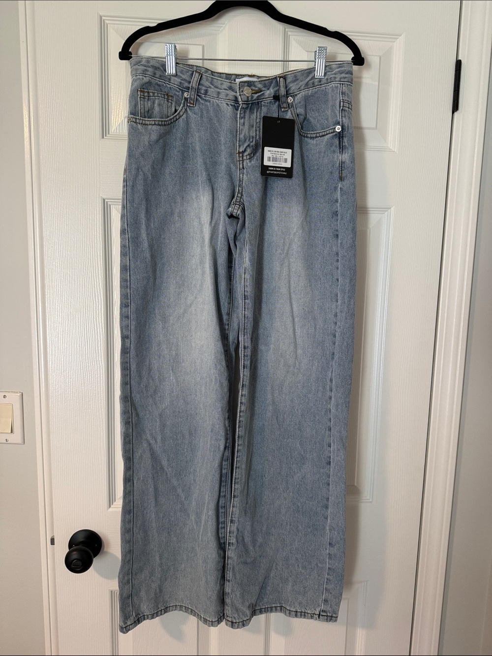 Thats So Fetch Marcus Low Rise Wide Leg Jeans size 6 new with tags